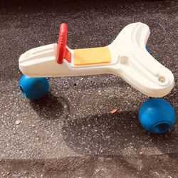 Vintage Fisher Price Scoot Around