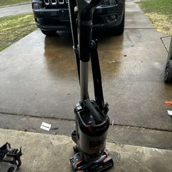 Shark Duo Clean Lift Away Speed Vacuum 