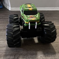 Carro a Control Remoto Monster Truck 4x4 — Funciona Perfecto