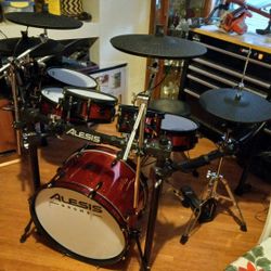 Alesis Strike Pro Special Edition Electronic Drum Set 