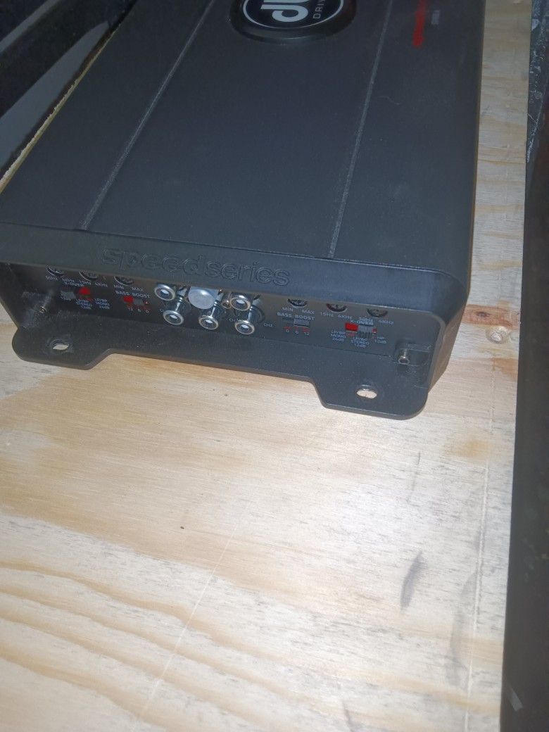 db drive Speed Series 4 Chanel Amp 