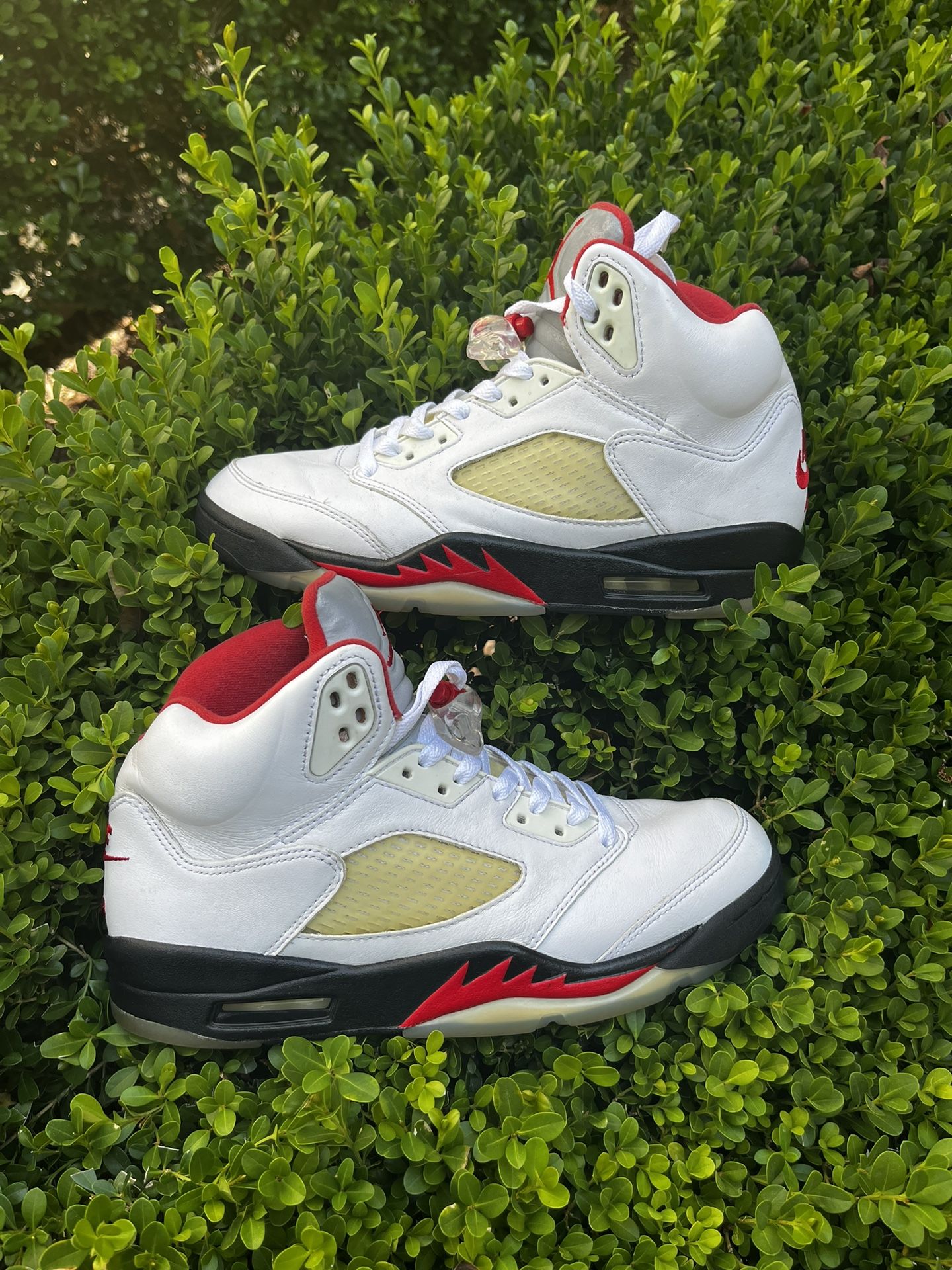 Size 8.5 - Jordan 5 Retro Mid Fire Red