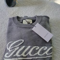 Sweater Size M