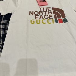 Size M Gucci x the North face White Brand New T-shirt 