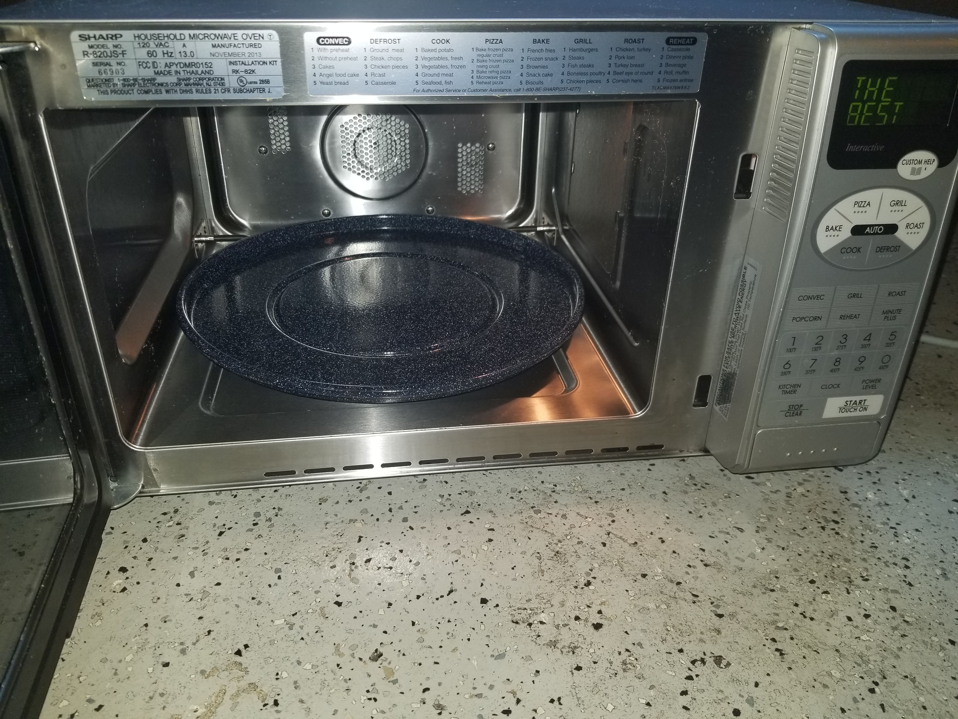 Sharp Grill 2 Convection microwave oven with grill silver for Sale in