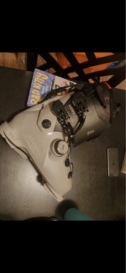 Atomic Hawx Prime BOA Ski Boot