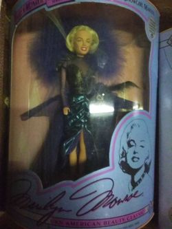 Marilyn Monroe Doll