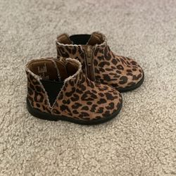 BabyGirl Cheetah Boots
