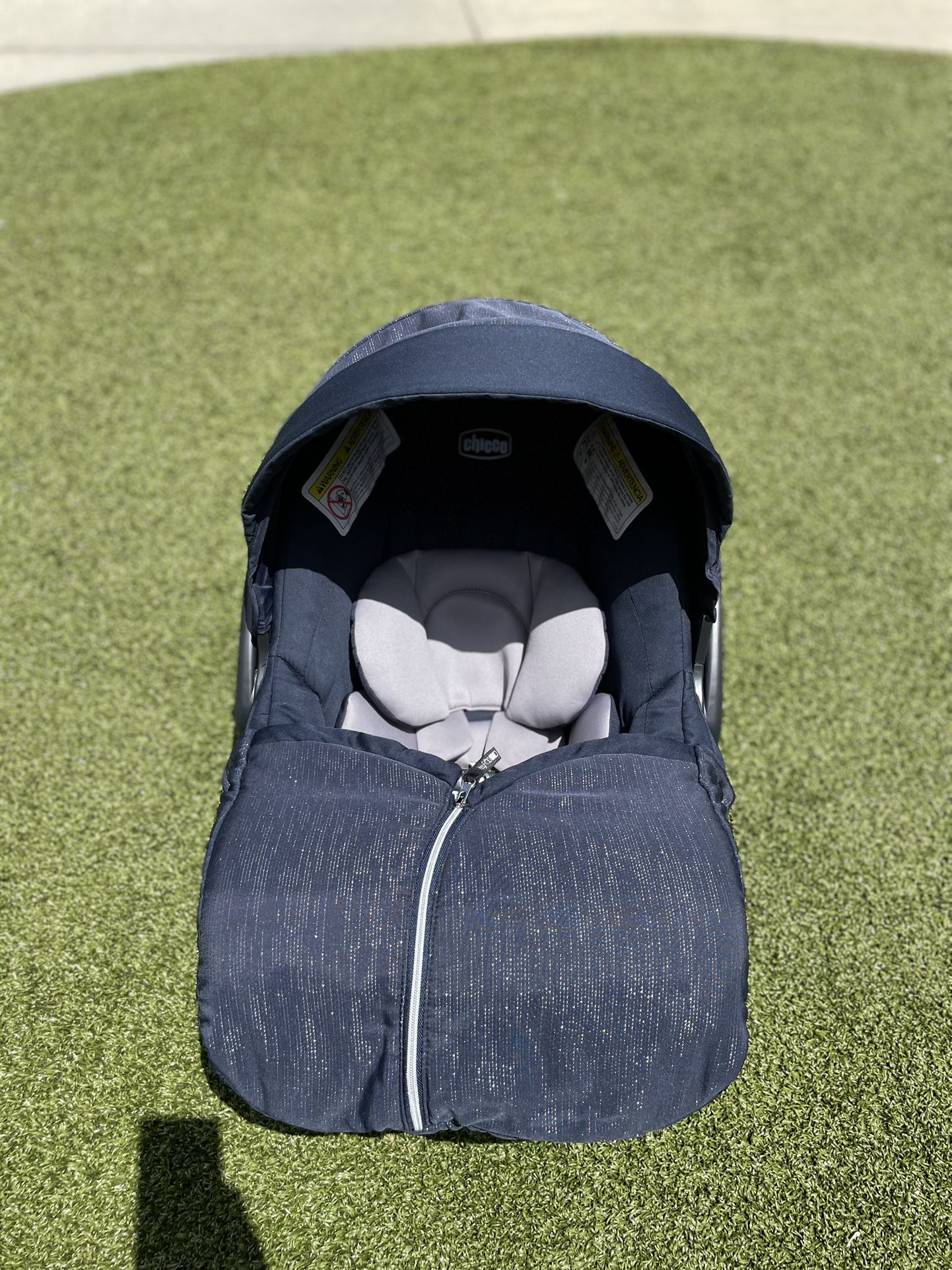 KeyFit30 car seat and base