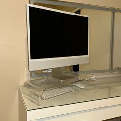 iMac M1 Sliver (brand New)