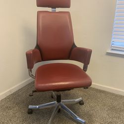 Scandinavian Designs Delphi Leather Executive Desk / Office Chair