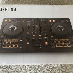 Pioneer DDJ-FLX4 (unused, still packaged)