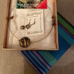 Set Of Necklace And Matching Earrings 