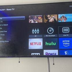 60in SHARP Roku Tv