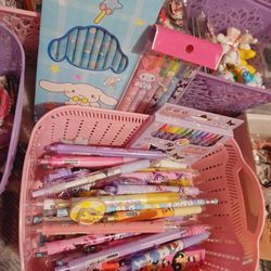 Wholesale Sanrio Boxs 3 Available 100 Pcs 