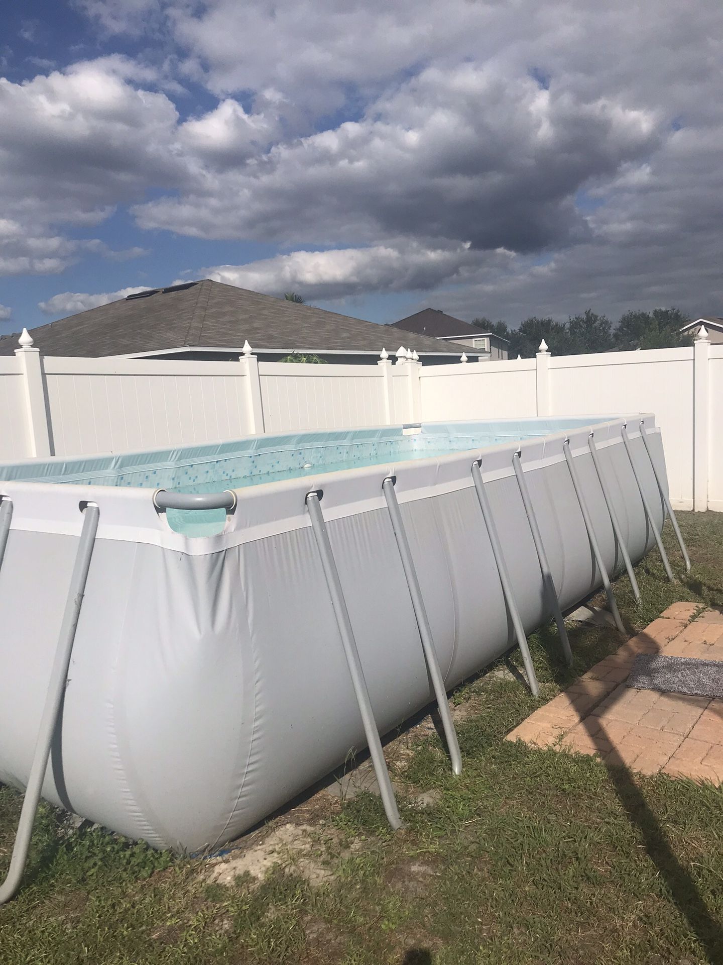 FAMILY SWIMMING POOL