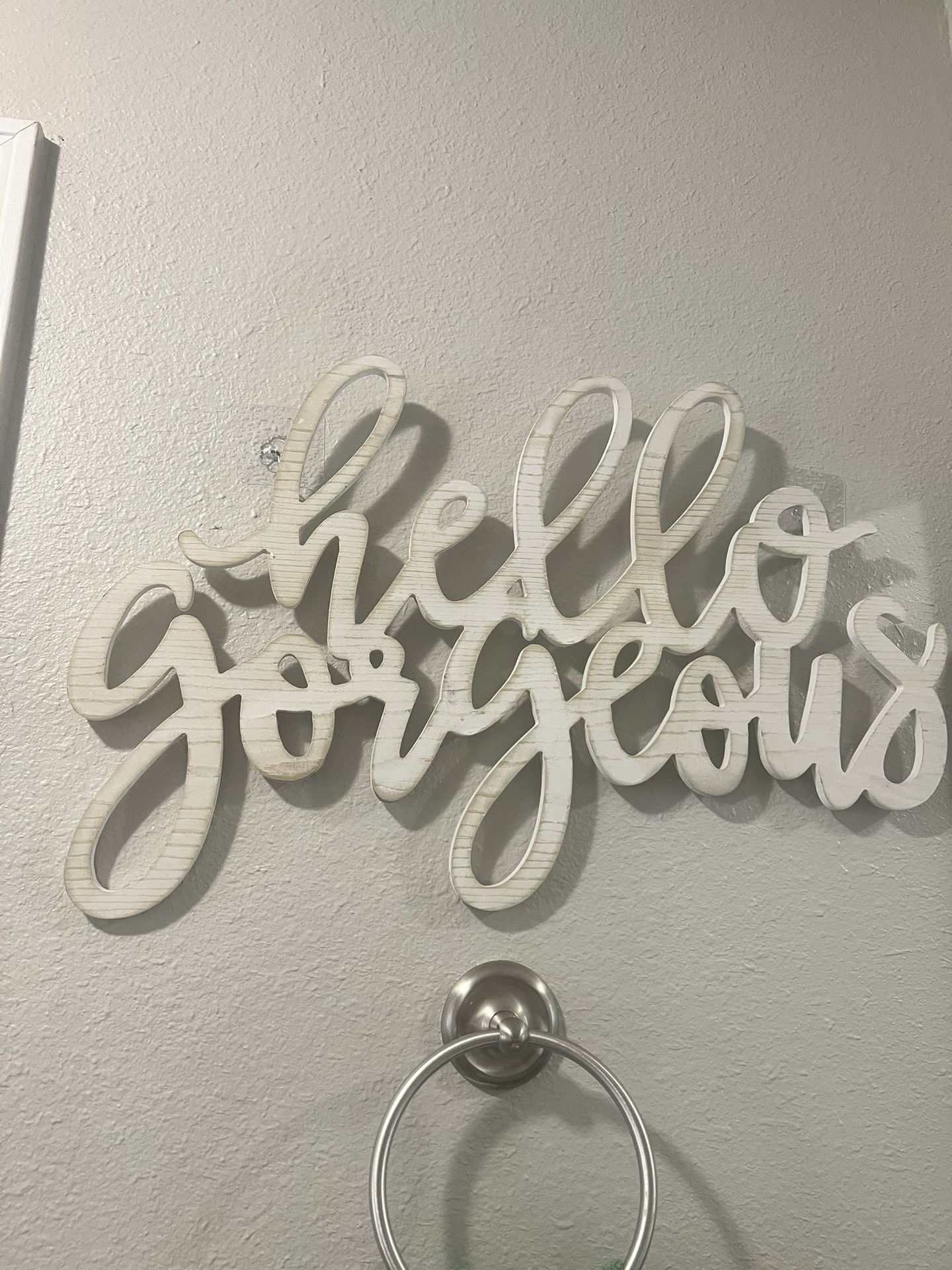 Hello Gorgeous Decor