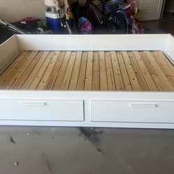 IKEA White Twin Daybed frame with 2 drawers Like New