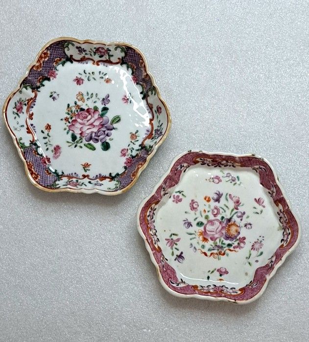 2 Chinese Export Porcelain Famille Rose Hexagonal Tea Pot Stand Qianlong 18th C