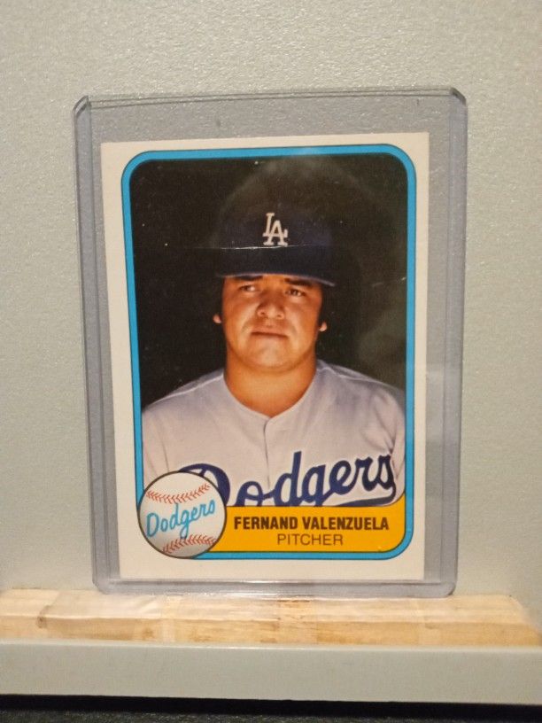 1980 Fleer Fernando Valenzuela ) Pick Up Only