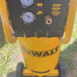 DEWALT 15 Gal. Portable Electric Air Compressor https://offerup.co/faYXKzQFnY?$deeplink_path=/redirect/