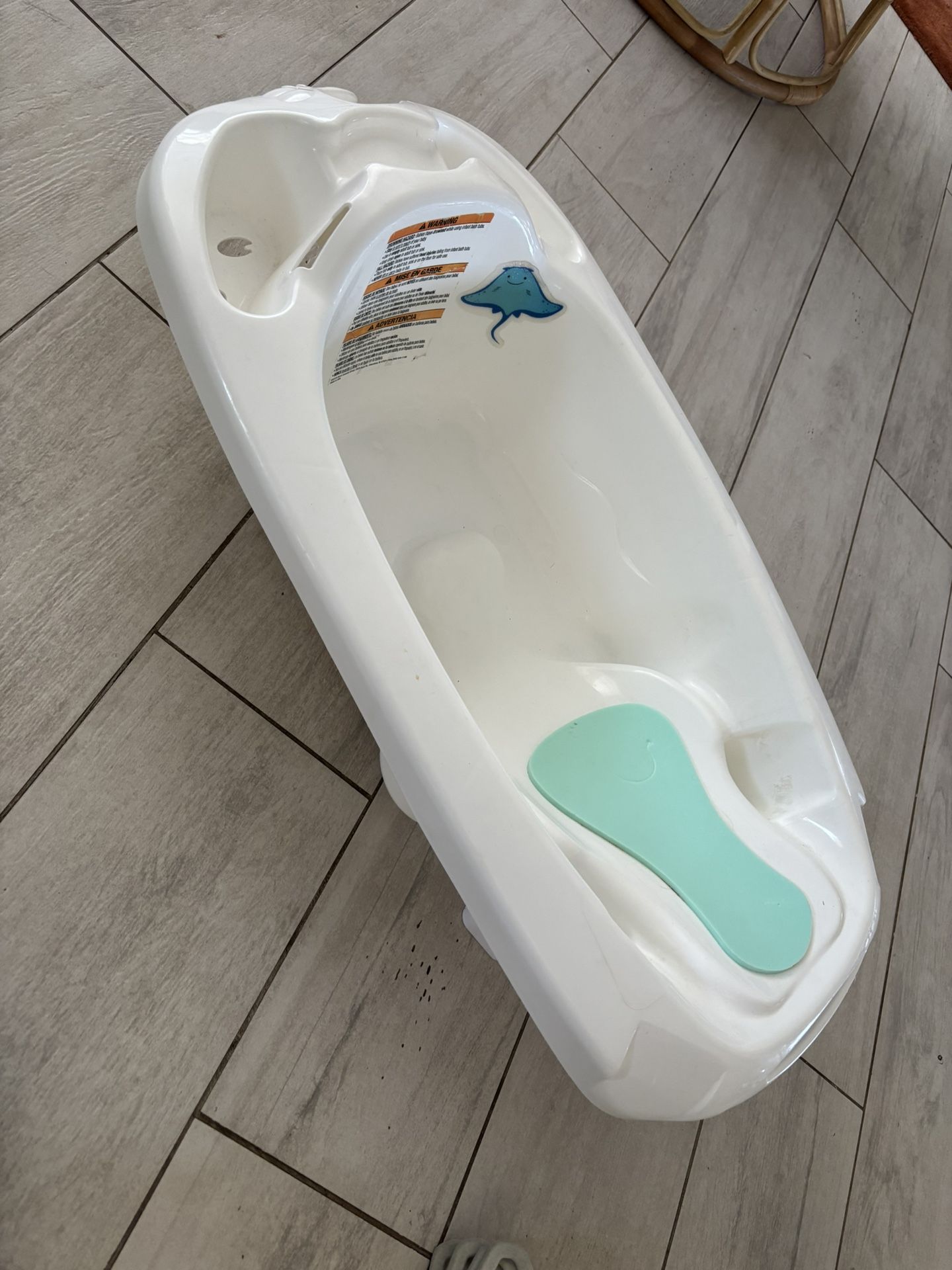 Baby Bath Tub, Hangers
