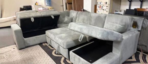 New X-Large sleeper sectional couch / free delivery