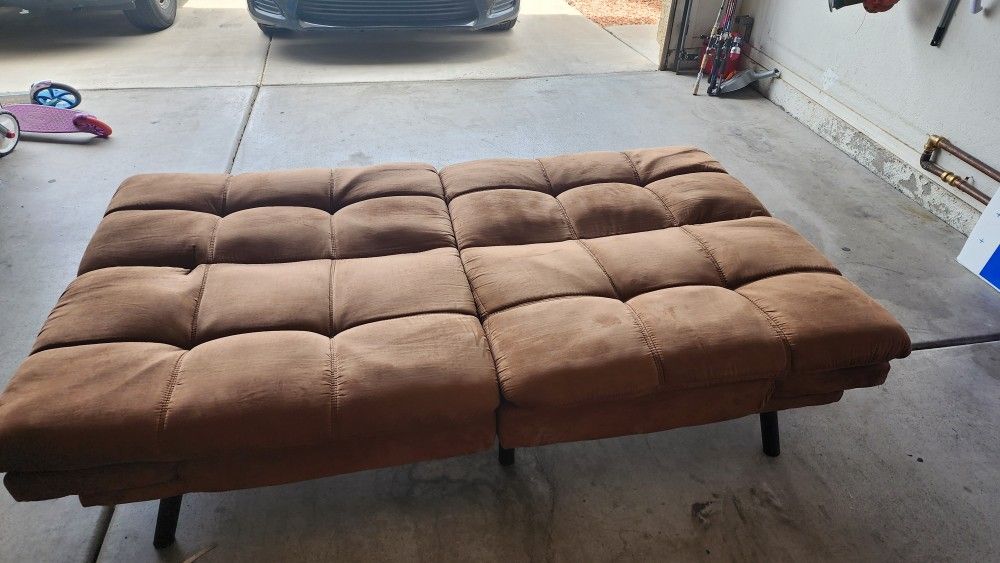 Futon Turns Into Twin Bed