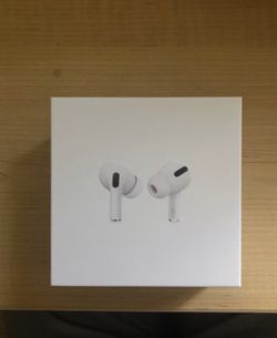 Apple AirPods Pro worn by Joe Rogan