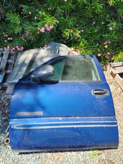 Silverado driver door o1 lodi