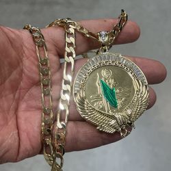 14k premium gold plated Saint Michael pendant and necklace✨✨✨