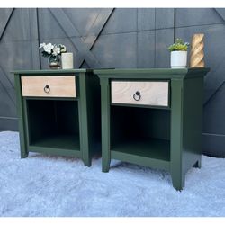 Gorgeous MCM Green Nightstands / Side Tables