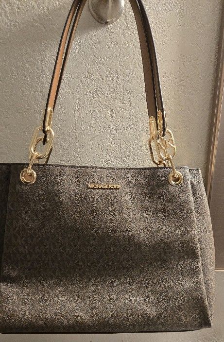 Medium Brown Michael Kors Purse 