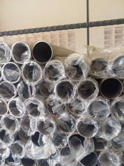 Stainless Steel Tubes Ideal for Railings & Handrails
