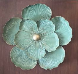 Metal Flower Wall Decor