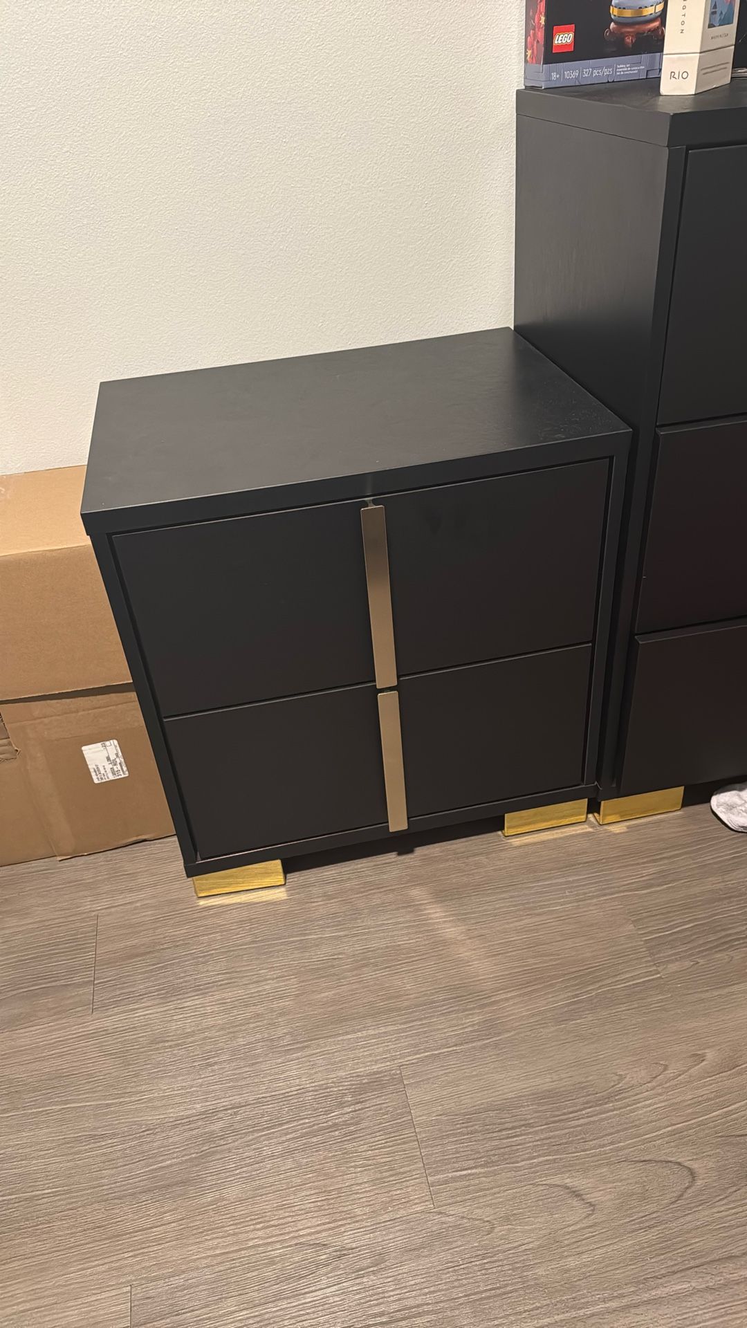 Sabrielle 4 Piece Bedroom Set