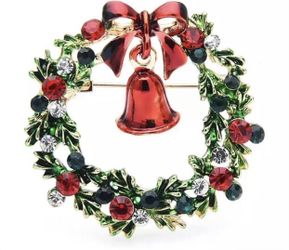 Christmas Wreath Brooch