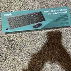 XSUTIC wireless keyboard and mouse combo