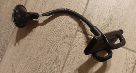 Windshield Phone Mount