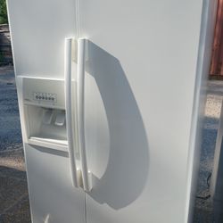 Whirlpool Side By Side Refrigerator