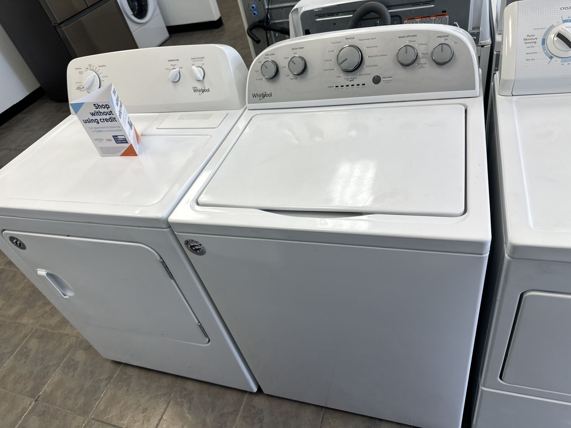 Whirlpool Washer And Electric Dryer Set
