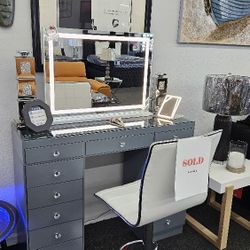Vanity Set 