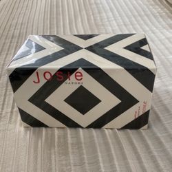 Josie Natori