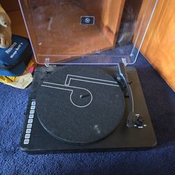 Viynl Record Player 