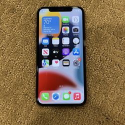 iPhone X 64GB Factory unlocked 