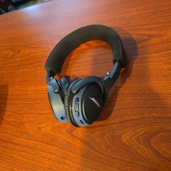 Bose Soundlink Around-Ear Wireless Headphones - Black/Blue