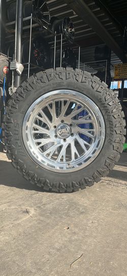Rines 20 en llanta 35 para sierra y Silverado🔥
