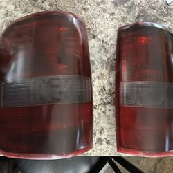 F150 Tail lights (04-08)