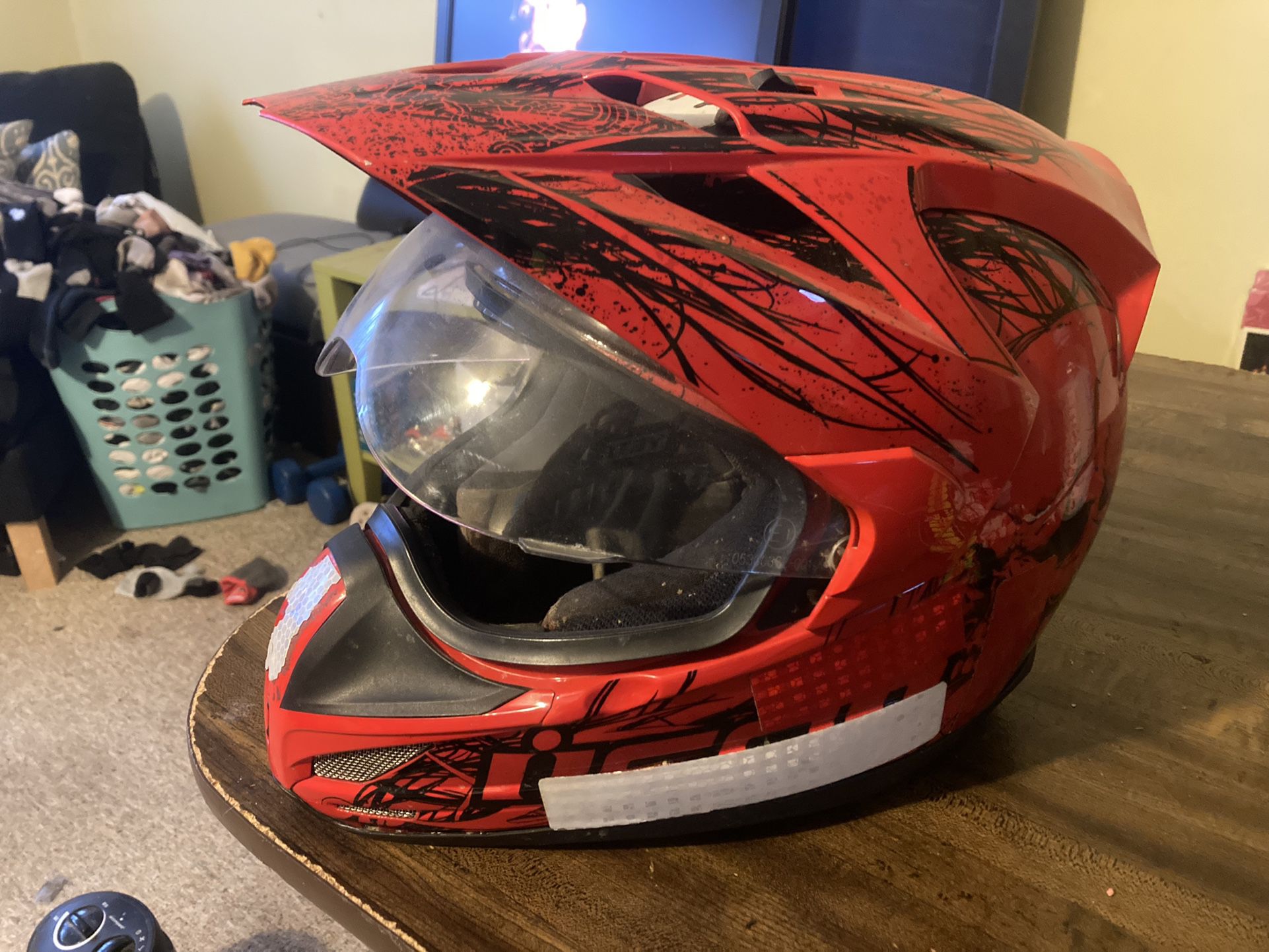 Motorcycle helmet Icon 