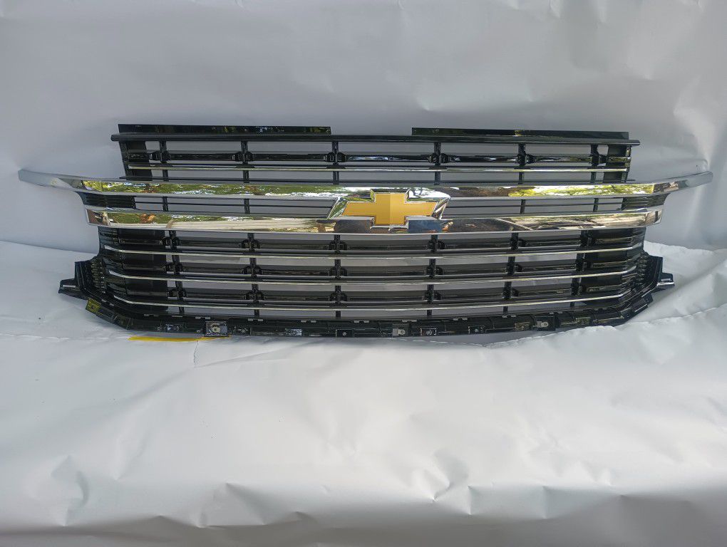 2021-2024 Chevrolet Tahoe Grille Chrome 